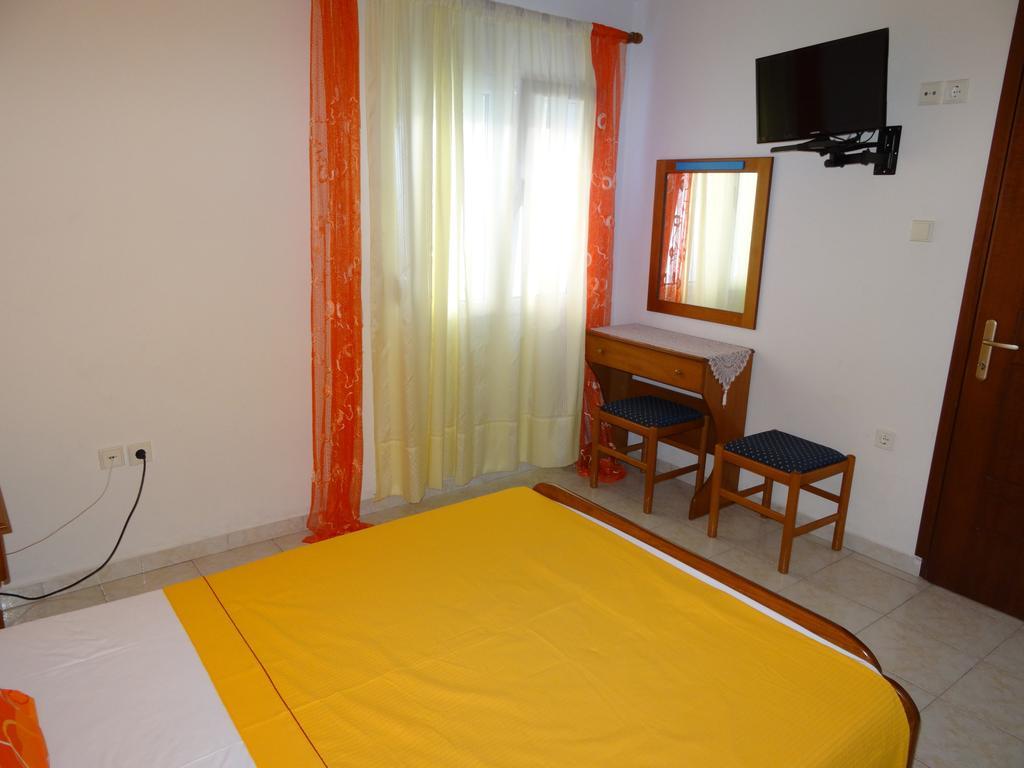 Mariren Apartment Нео Клима Стая снимка