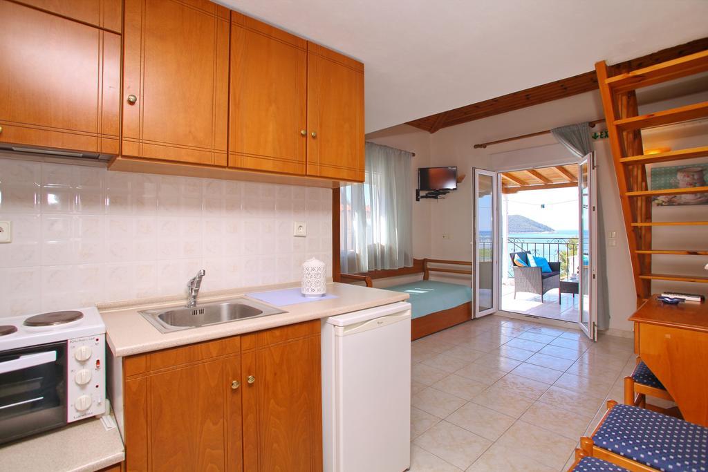 Mariren Apartment Нео Клима Екстериор снимка